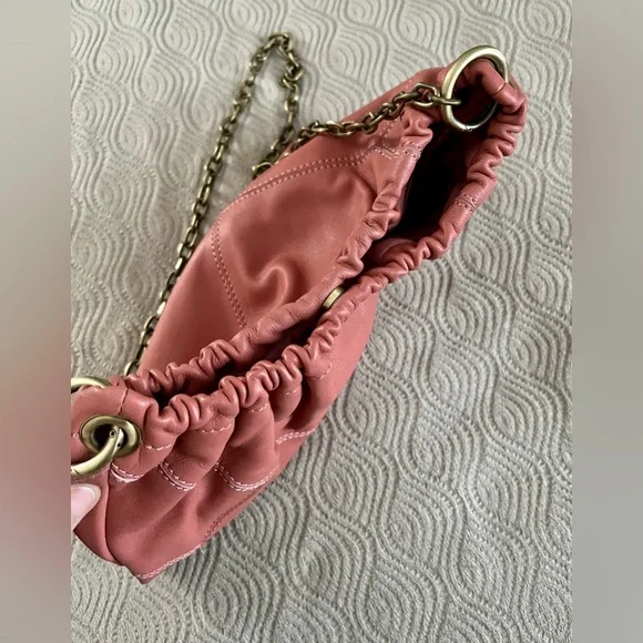 🆕 Free People Something Good leather shoulder bag in dusk coral - Picture 4 of 14